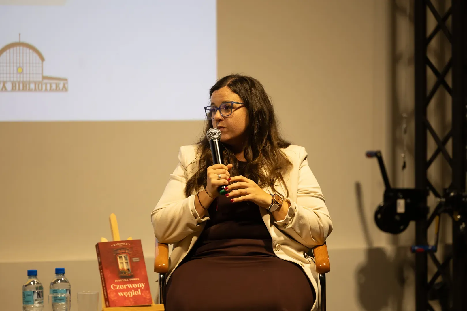 Justyna Toros opowiada o powstawaniu „Czerwonego węgla”